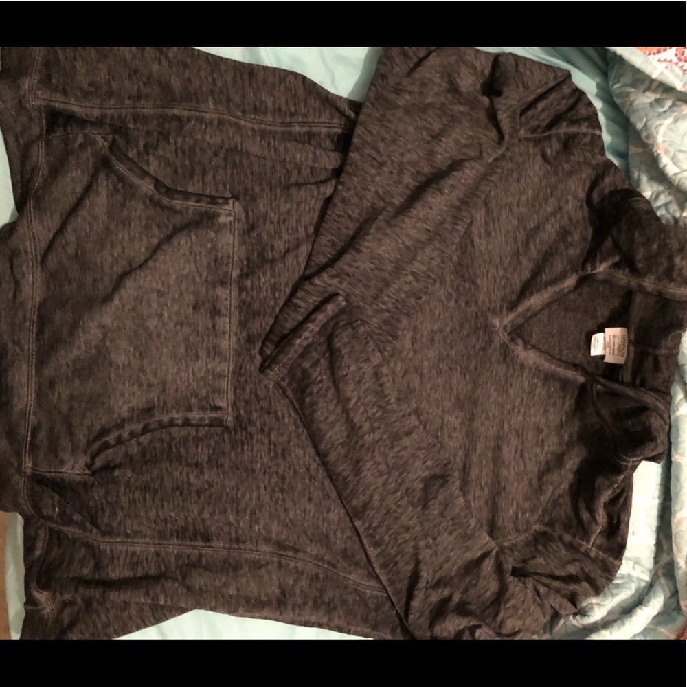 Long sleeve hooded top